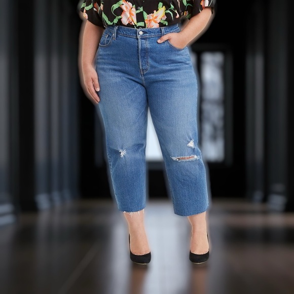 Levis 501 Women’s Cropped Signature High Rise Straight Button Fly Jeans Size 24W - Picture 6 of 10